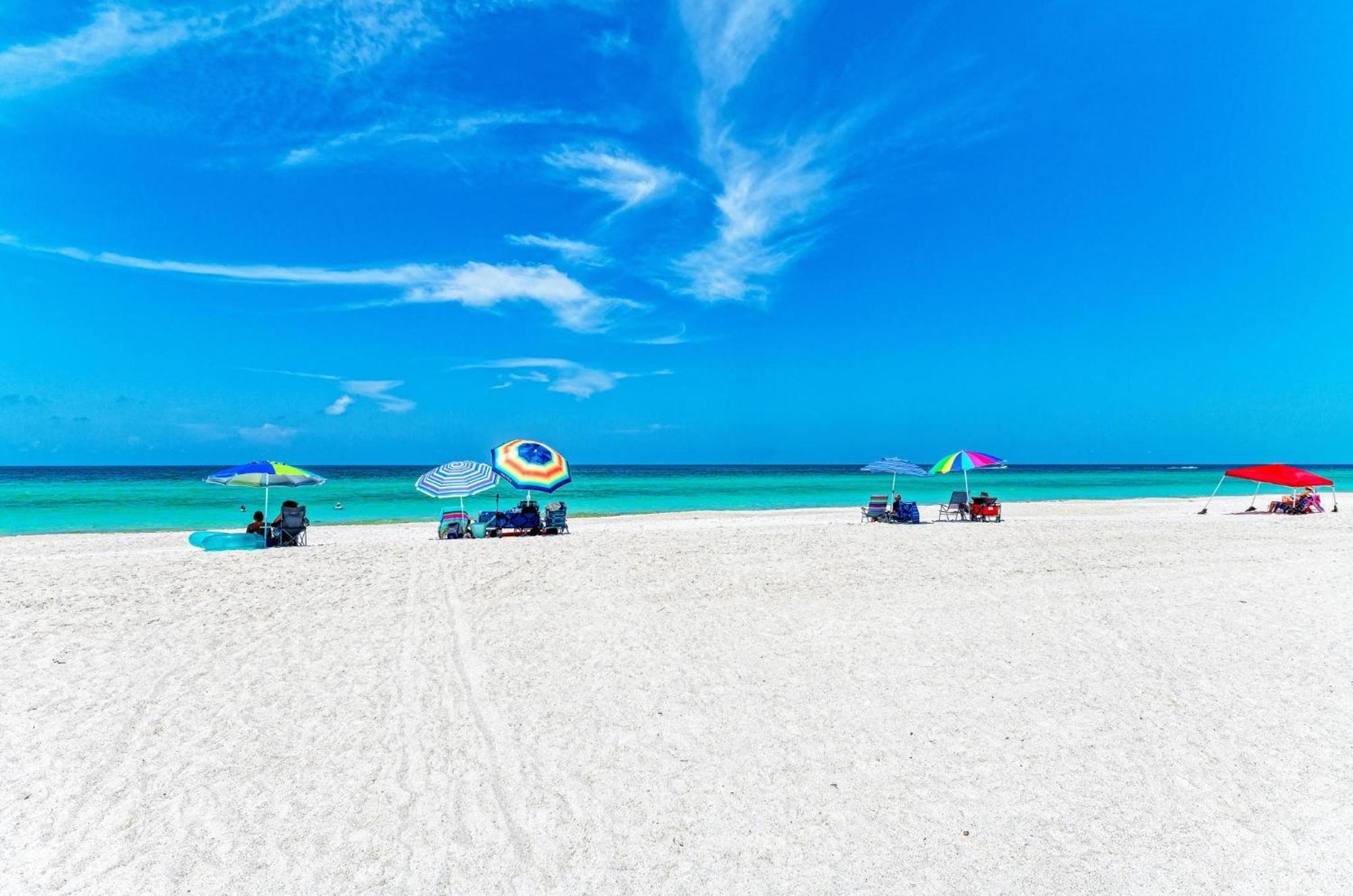 Anna Maria Island Runaway Tropical Dream-One Minute Walk To The Beach-Heated Pool Bradenton Beach Exteriér fotografie