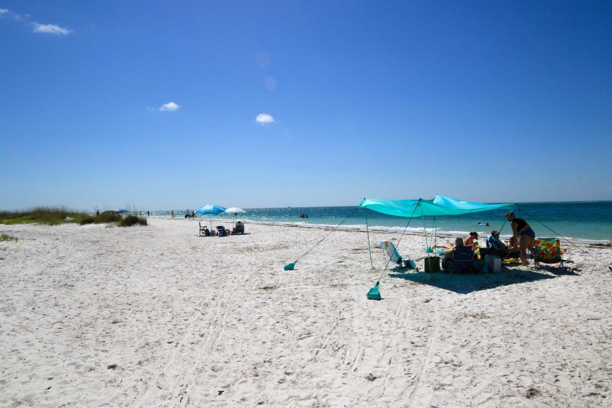 Anna Maria Island Runaway Tropical Dream-One Minute Walk To The Beach-Heated Pool Bradenton Beach Exteriér fotografie