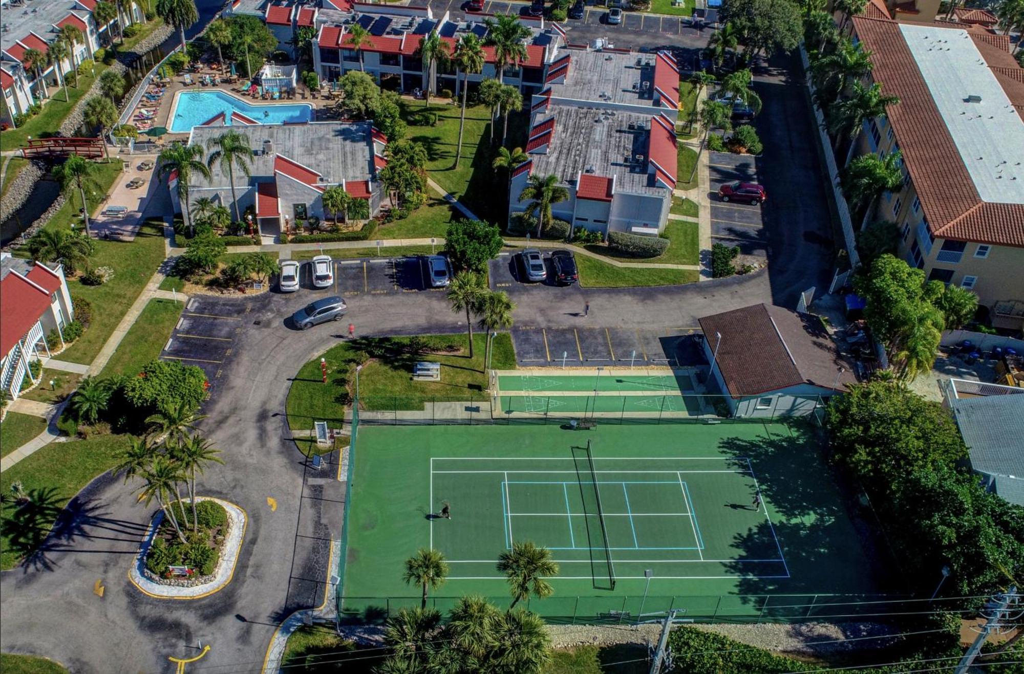 Anna Maria Island Runaway Tropical Dream-One Minute Walk To The Beach-Heated Pool Bradenton Beach Exteriér fotografie
