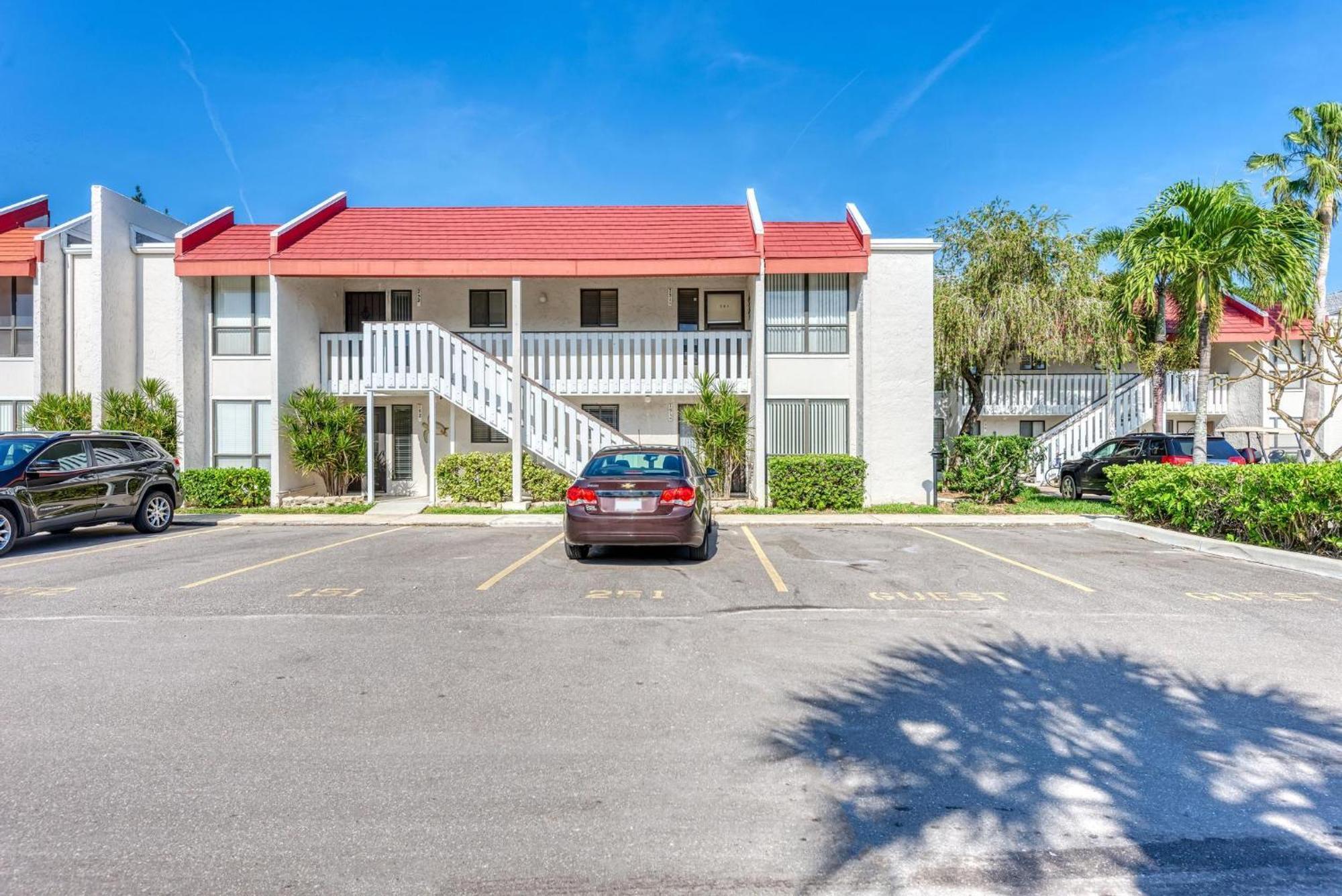 Anna Maria Island Runaway Tropical Dream-One Minute Walk To The Beach-Heated Pool Bradenton Beach Exteriér fotografie